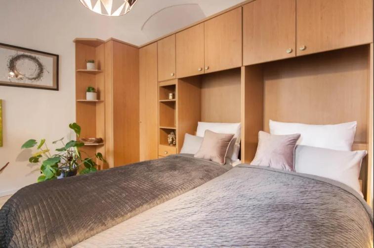 Suesses Apartment Naehe Volkstheater Відень Екстер'єр фото